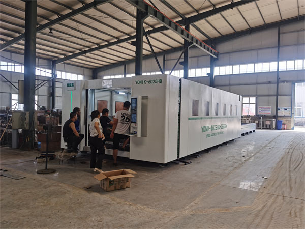 數(shù)控光纖激光切割機(jī)自動(dòng)對焦和手動(dòng)對焦哪個(gè)好?